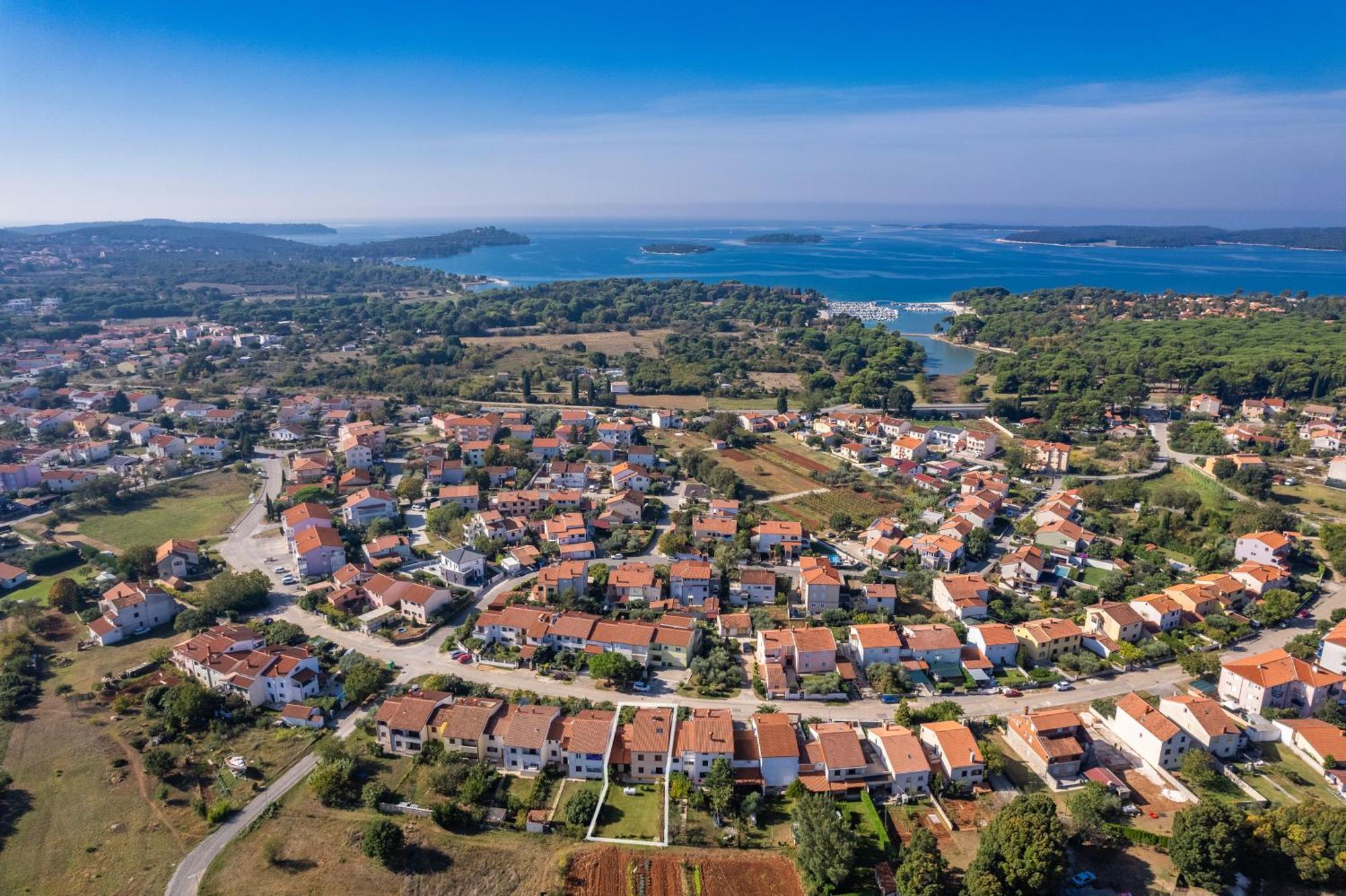 Apartment Delton Fažana エクステリア 写真