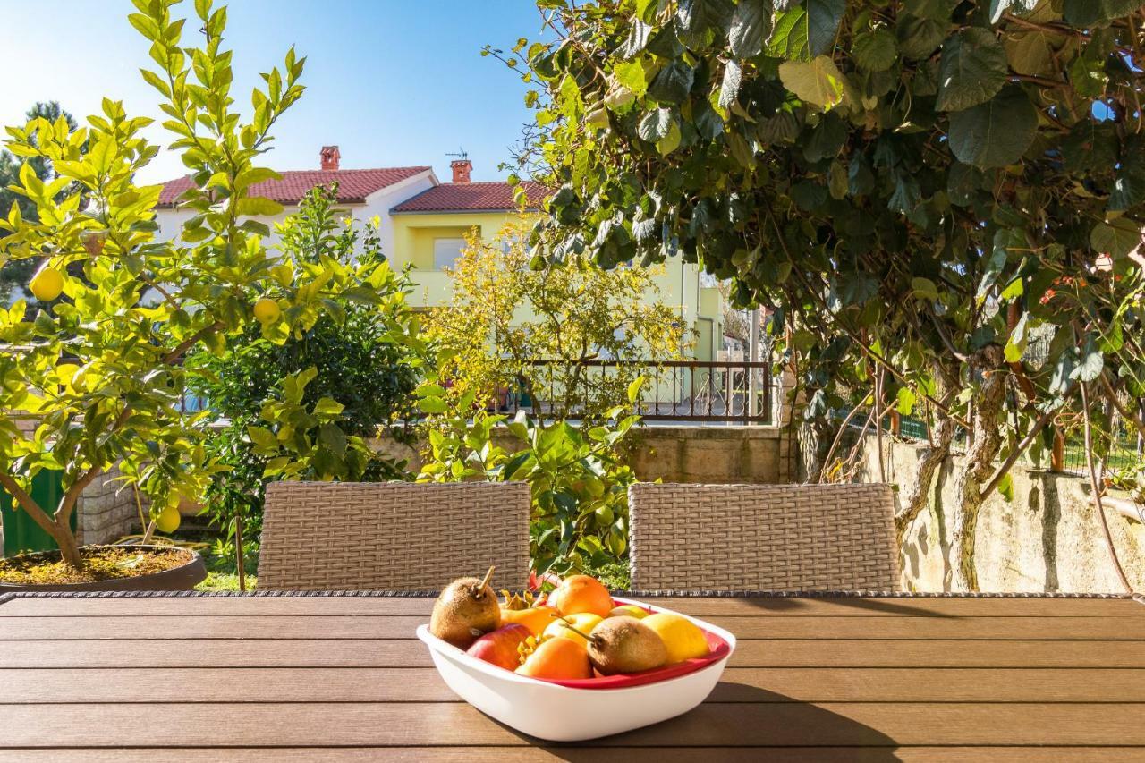 Apartment Delton Fažana エクステリア 写真